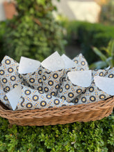 Cargar imagen en el visor de la galería, Conos