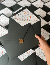 Cargar imagen en el visor de la galería, Sobre Forrado