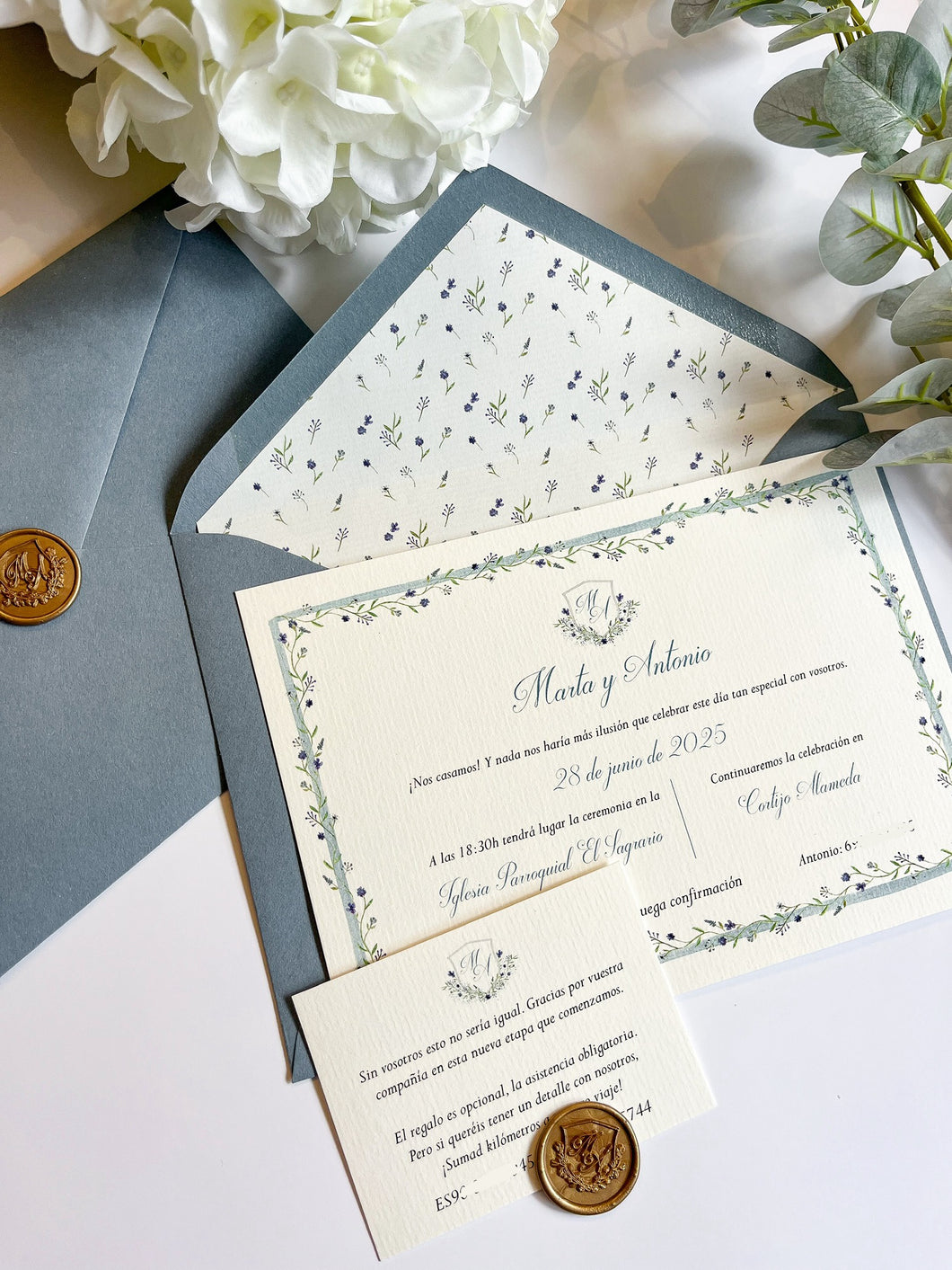 Invitación boda florecitas 